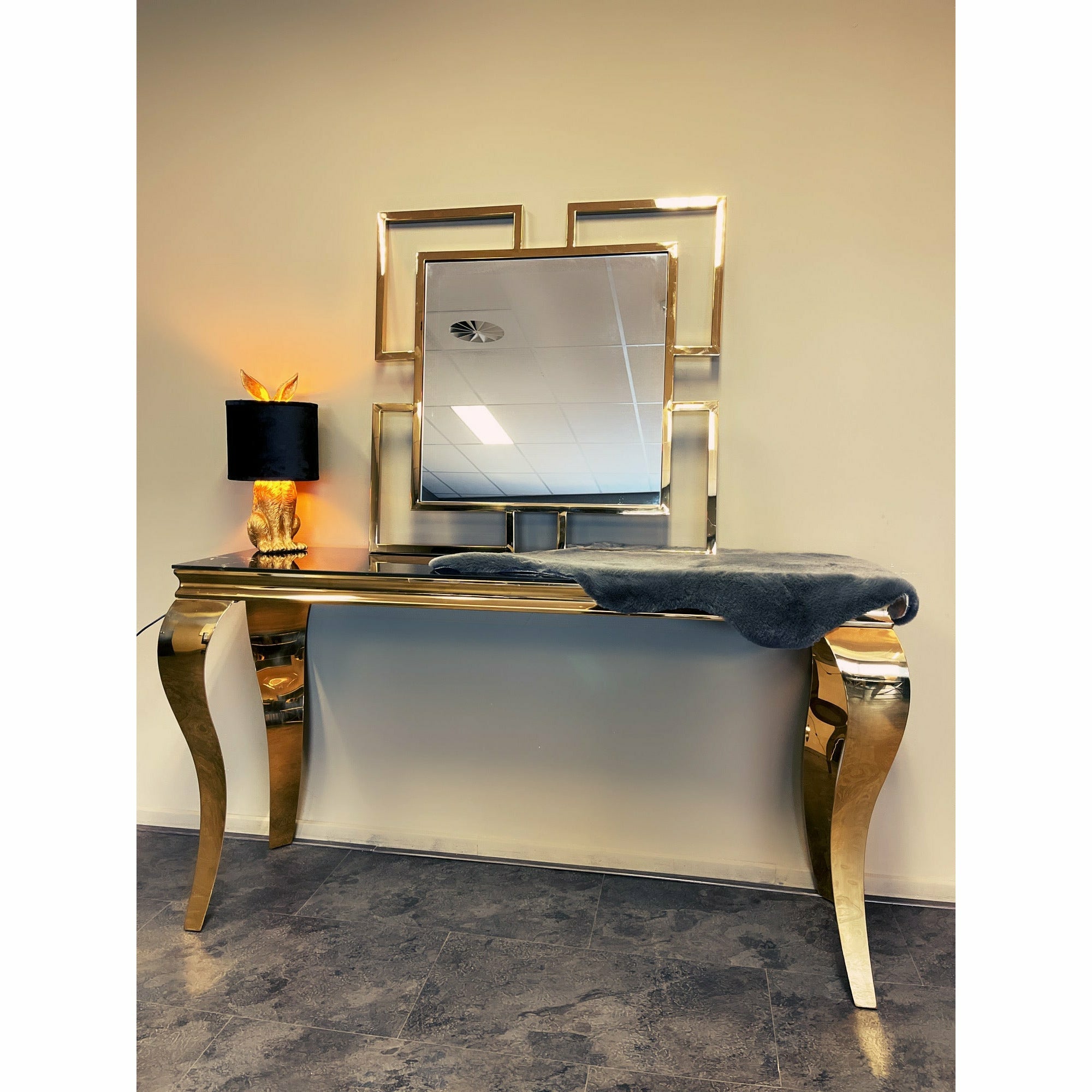 Gold Mirror 80x80 cm - Luxury Living 