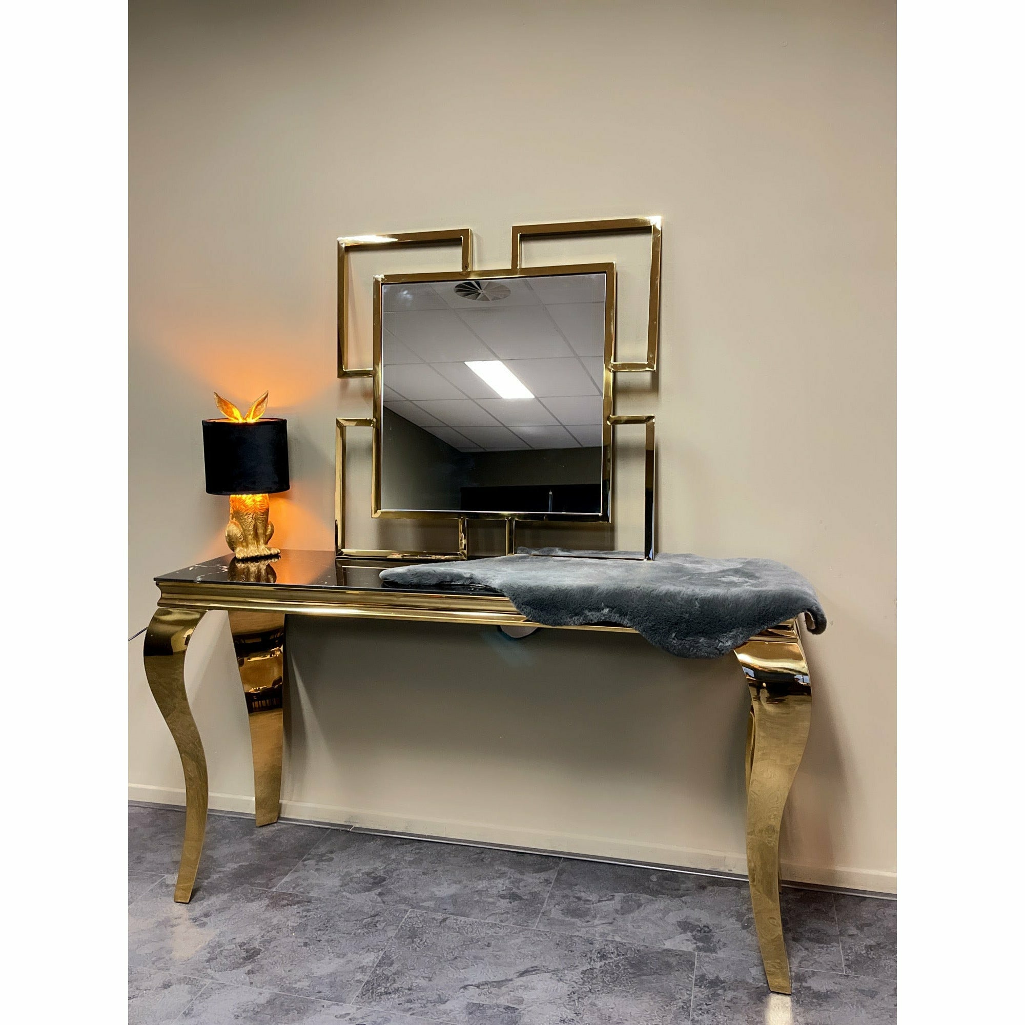 Gold Mirror 80x80 cm - Luxury Living 